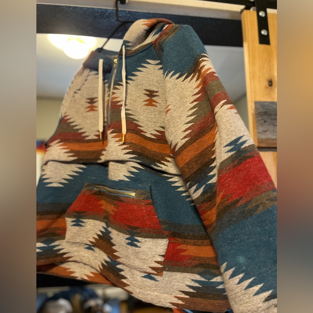 Aztec Print Pullover Jacket - Picture 2 of 2